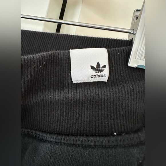 Adidas capri 3/4 length sweatpants - Picture 2 of 6